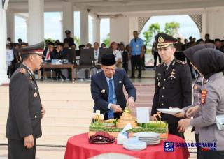 HUT Bhayangkara ke 77 di Rokan Hilir, Ini Isi Amanat Kapolda Riau