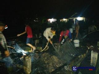 Rumah Nenek Tua Berumur 81 Tahun di Selat Akar Kepulauan Meranti Ludes Terbakar