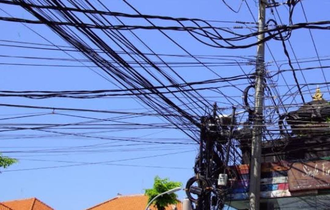 Kabel Melintang di Jalan SM Amin Pekanbaru Makan Korban, 2 Pelajar Lehernya Terjerat