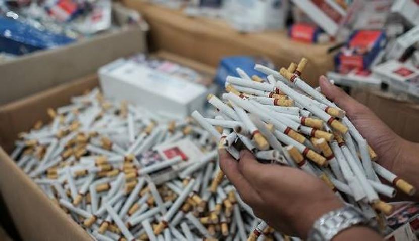 Bea Cukai Sita 27 Ribu Batang Rokok Ilegal di Kampar