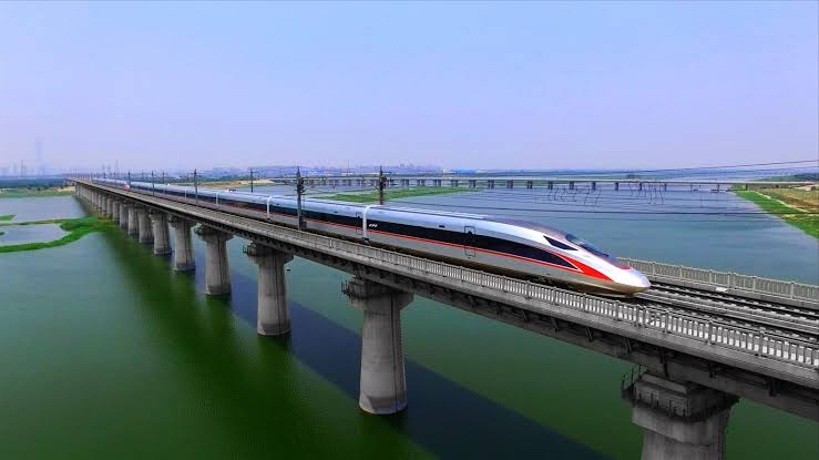 Tudingan APBN Digadaikan ke China Demi Proyek Kereta Cepat, Ini Dalih Menkeu Sri Mulyani