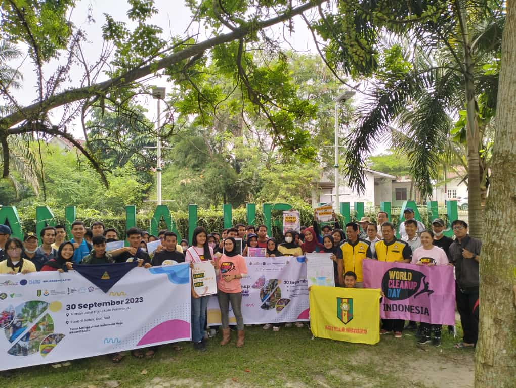 World Cleanup Day Riau 2023, Ikatan Pelajar Muhammadiyah Riau Gelar Aksi Bersih-Bersih Sampah di Sungai Sail