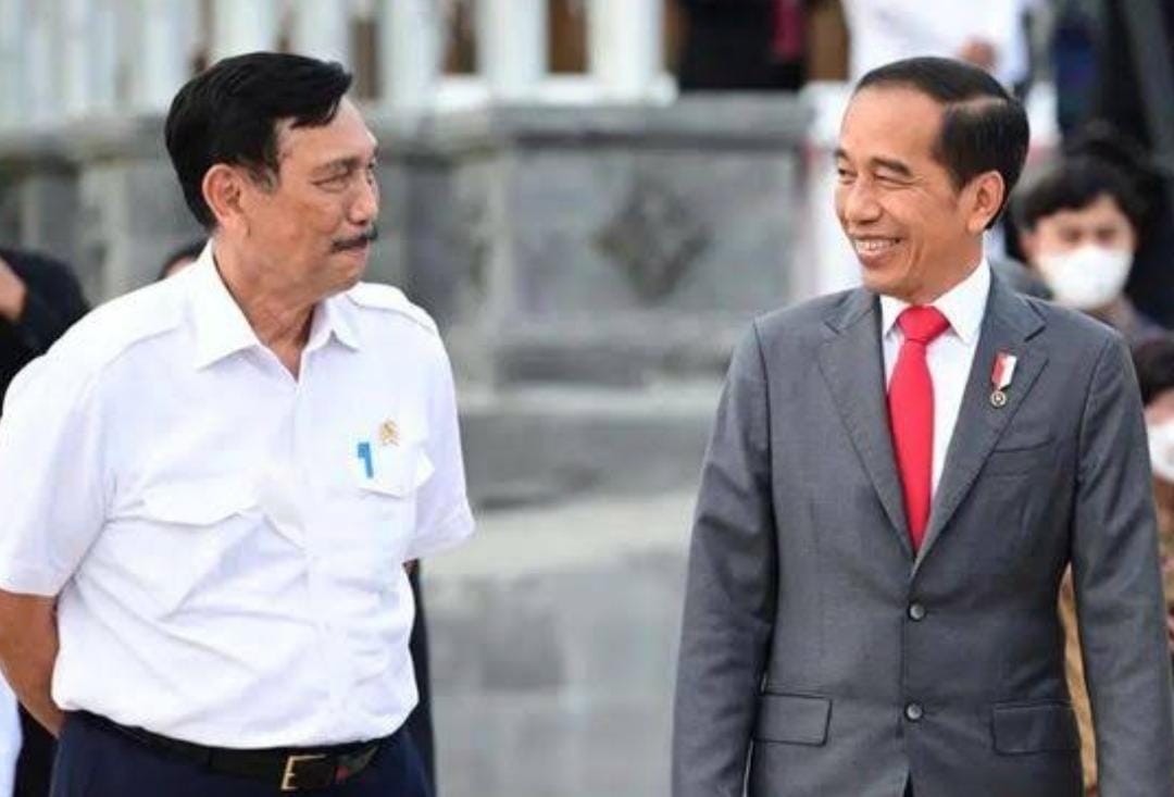 Dari Singapura Luhut Bantah Mundur, Sebut Nurut Istri dan Tetap Loyal ke Jokowi