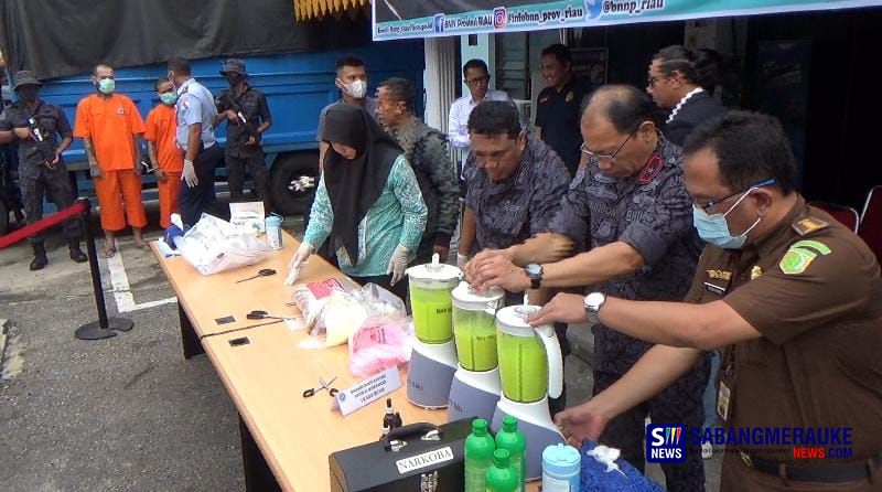 BNN Riau Gagalkan Penyelundupan 19,5 Kilogram Sabu dan 19.543 Butir Pil Ekstasi
