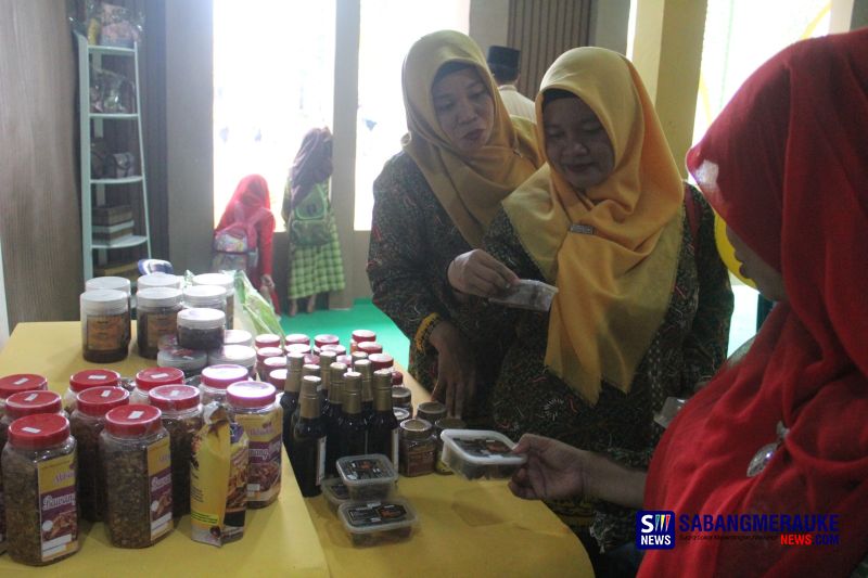Kacang Pukul, Produk Paling Diburu di Stand Bazar MTQ Rohil di Rengat