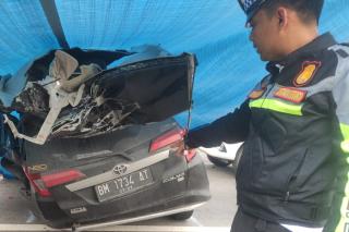 Kecelakaan Toyota Calya Vs Truk Hino di Jalan Tol Pekanbaru-Dumai, 2 Orang Tewas