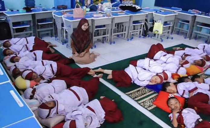 Wow! SD Muhammadiyah Ini Terapkan Pelajaran Tidur Siang ke Siswa di Sekolah