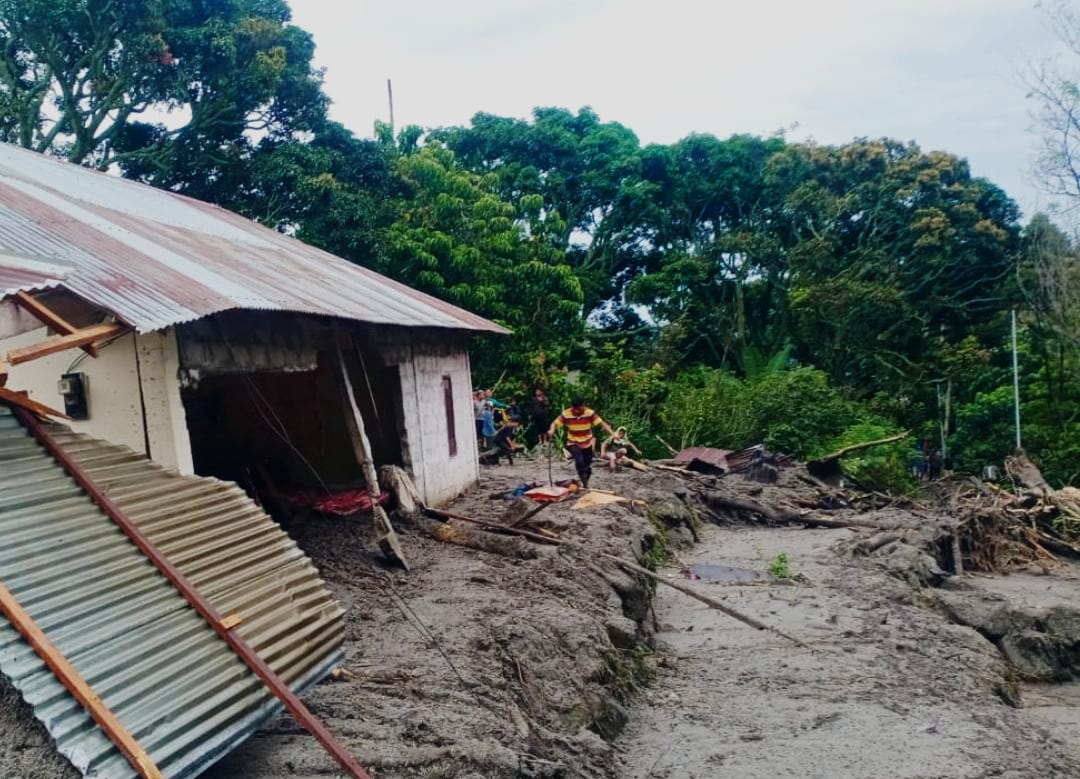Banjir Bandang Samosir Telan Korban Jiwa, GMKI Desak Pemerintah Tutup PT Toba Pulp Lestari