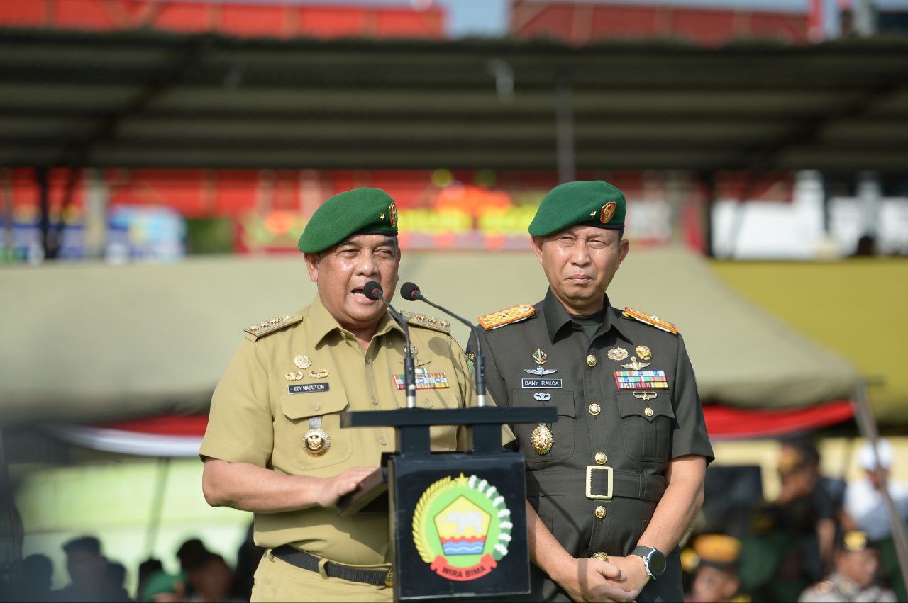 HUT Hari Juang TNI AD ke-78, Gubri Edy Natar Hadiri Upacara Peringatan di Kampar