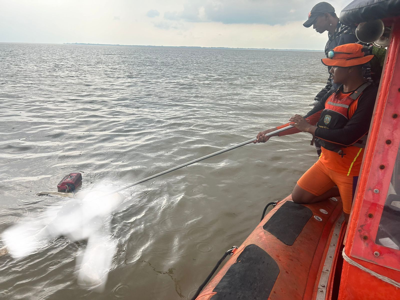 Enam Hari Pencarian, Jasad Korban Kapal Terbakar di Pelalawan Ditemukan