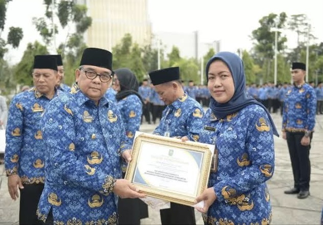 Inilah 18 Pegawai Berprestasi yang Terima Penghargaan dari Pemprov Riau