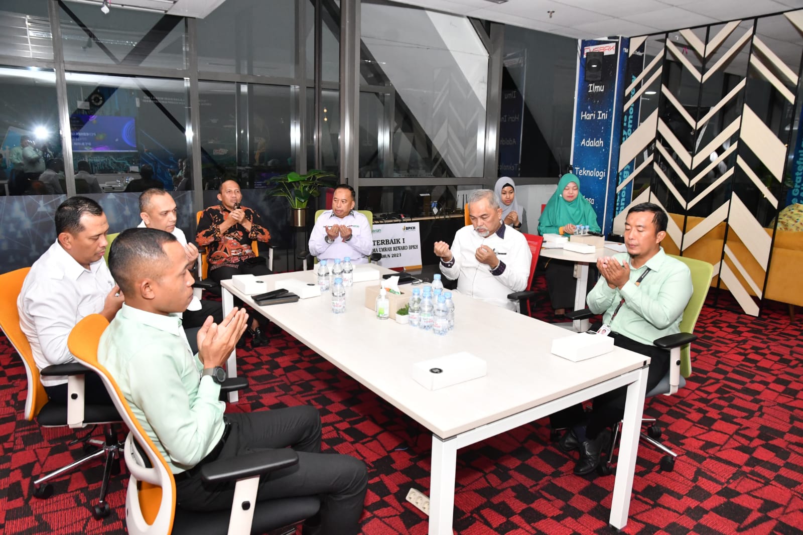 BRK Syariah Borong 3 Penghargaan BPKH Award, Dua Pegawai Terima Reward Umrah
