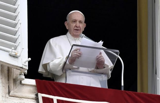 Pesan Natal 2023 dari Paus Fransiskus: Dalam Keagungan-Nya, Ia Memilih Menjadi Kecil!