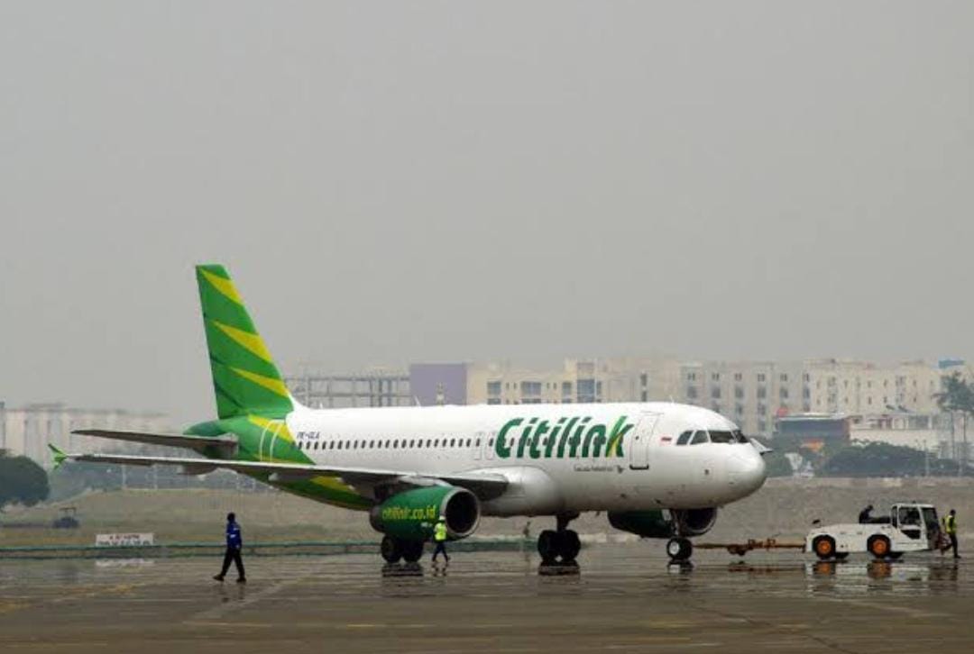 Pilot Citilink Diduga Selingkuh dengan Pramugari Viral, Istri: Kita Rasain Hancur Bareng-bareng Ya!