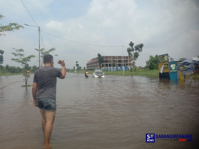 Peringatan Keras Bawaslu Riau: Parpol dan Caleg Kampanye Bagi Sembako untuk Korban Banjir Bisa Dijerat Pidana!
