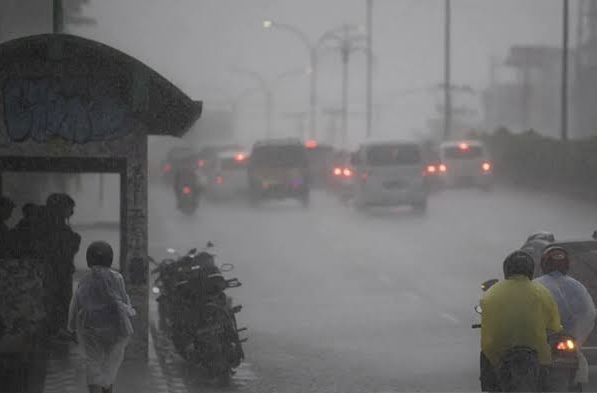 Sebagian Wilayah Riau Berpotensi Diguyur Hujan Lebat hingga Dini Hari