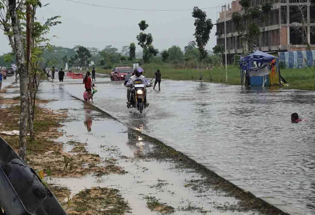 Infrastruktur Rusak Akibat Banjir Mulai Dibenahi, Drainase Jembatan Siak IV Jadi Fokus Utama