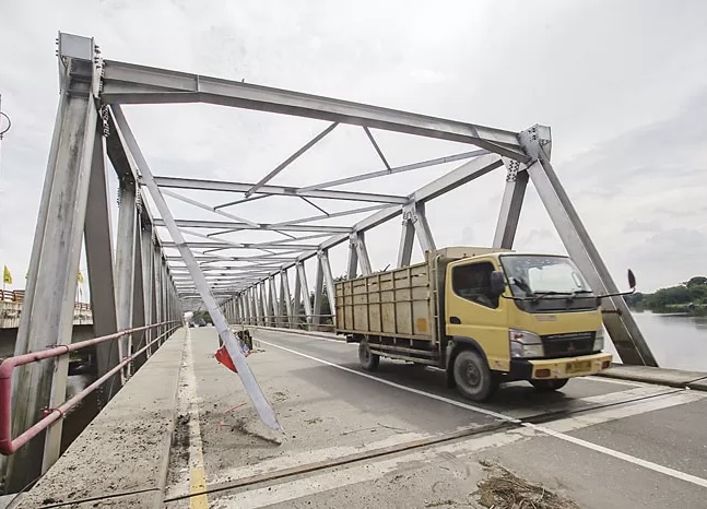 Tertabrak Alat Berat, Jembatan Siak II Pekanbaru Selesai Diperbaiki