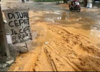 Viral! Tak Kunjung Dapat Perhatian Pemerintah, Jalan Cipta Karya Pekanbaru Kini 