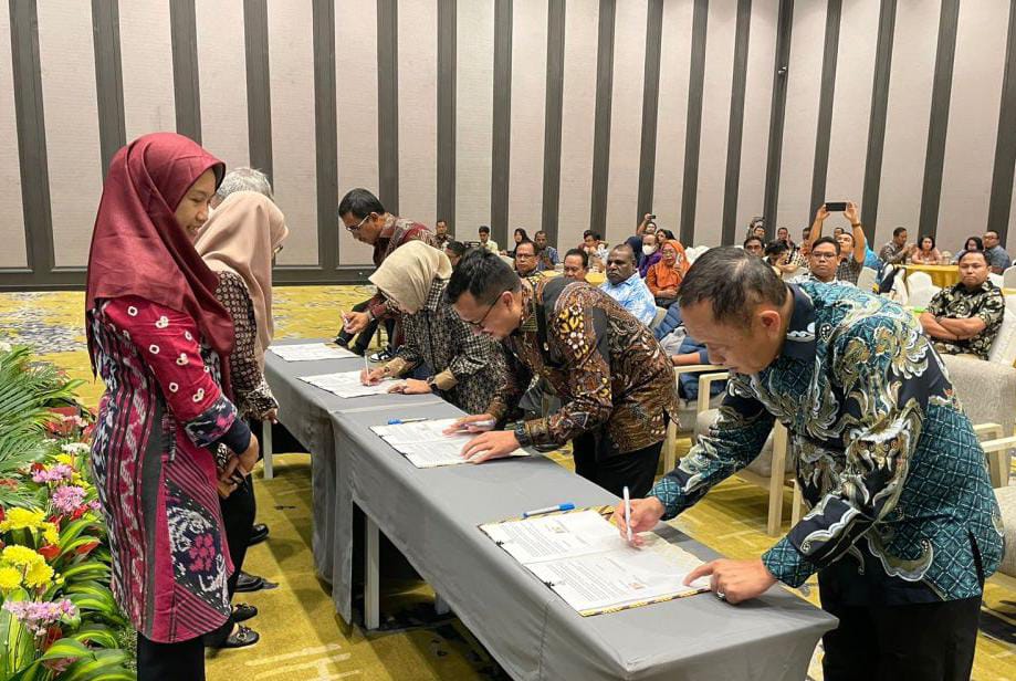 Disdik Provinsi Riau Tanda Tangani Kesepakatan Kerja sama Bersama 11 Dinas Pendidikan se-Indonesia
