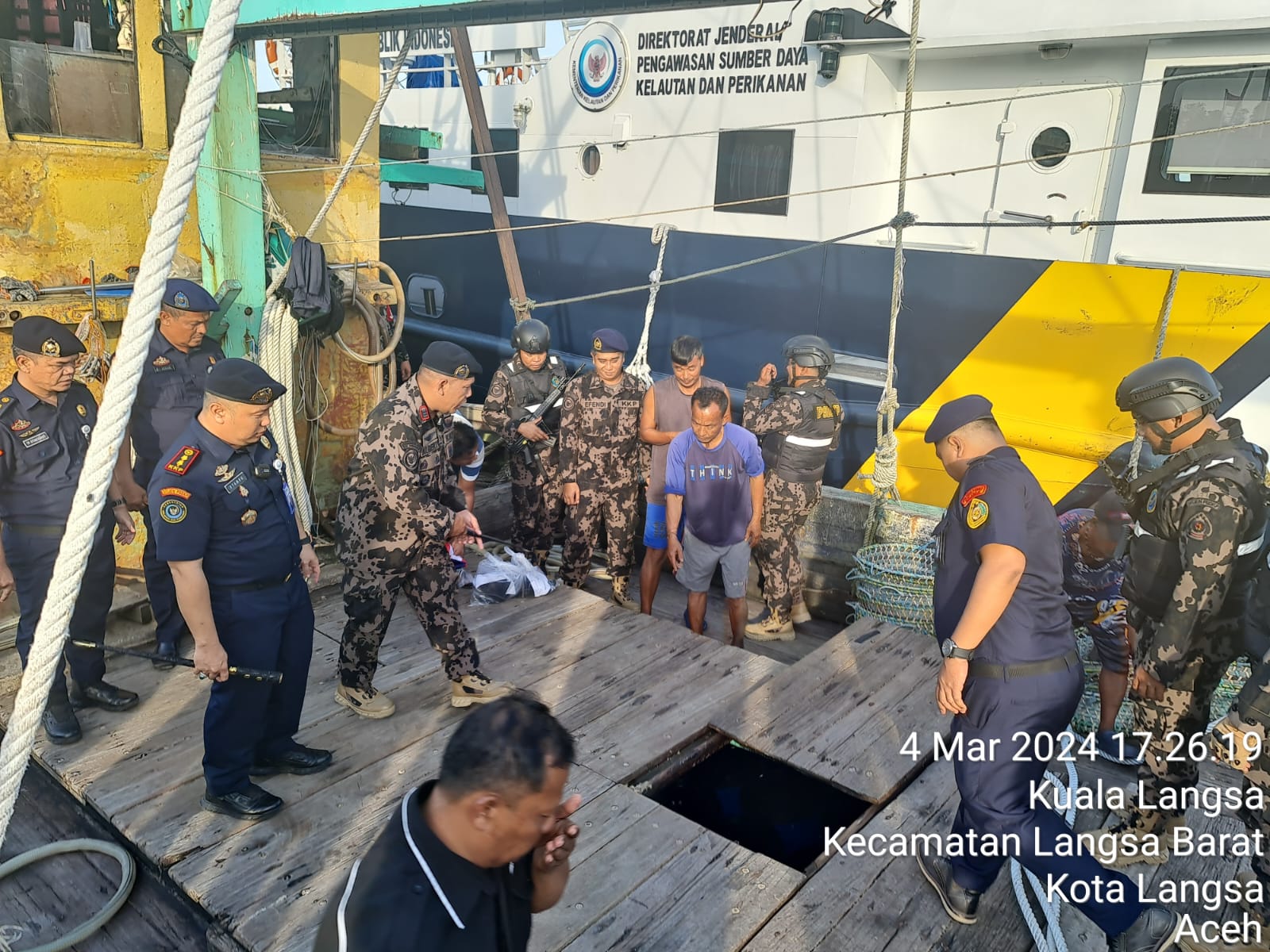 Sempat Lawan Petugas, Kapal Ikan Asing Berbendera Malaysia Diamankan KP Hiu 16 di Selat Malaka