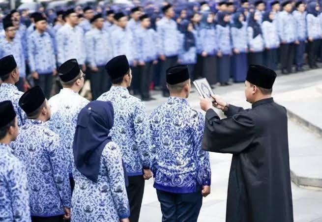 Jam Kerja PNS Bulan Ramadan: Masuk Pukul 8 Pagi, 32 Jam 30 Menit dalam Sepekan