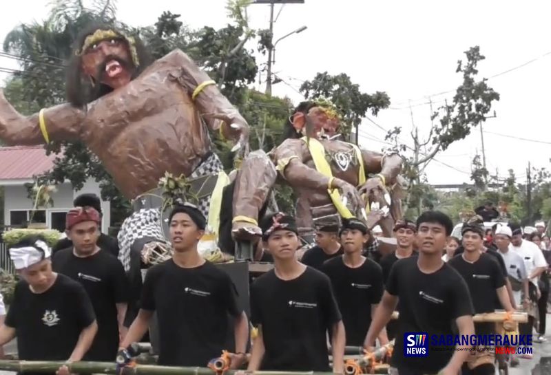 Sambut Hari Raya Nyepi Tahun Baru Saka 1946, Ratusan Umat Hindu di Pekanbaru Ikuti Pawai Ogoh-ogoh