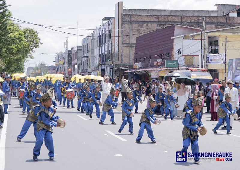 Pawai Ta’aruf MTQ ke-42 Provinsi Riau, Ratib Togak dan Kompang Silat Rohil Tampil Memukau