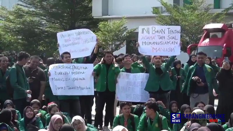 Mahasiswa dan Pihak Akademisi Universitas Muhammadiyah Riau Lakukan Aksi Bela Palestina di Lapangan Kampus