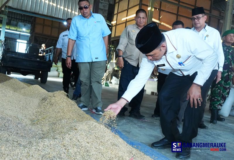 Tingkatkan Kesejahteraan Petani Padi di Inhil, Herman Minta ASN Konsumsi Beras Lokal