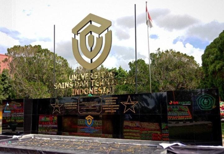 STMIK-AMIK Riau Resmi Bertransformasi Jadi Universitas Sains dan Teknologi Indonesia