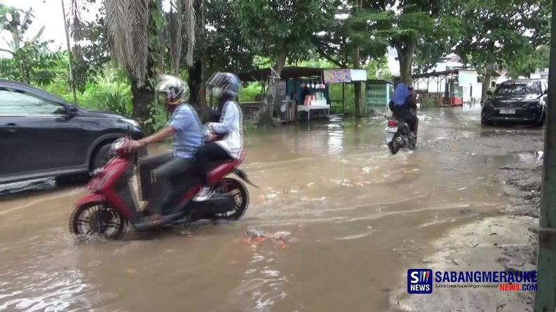 Diguyur Hujan, Jalan Cipta Karya di Pekanbaru Tergenang