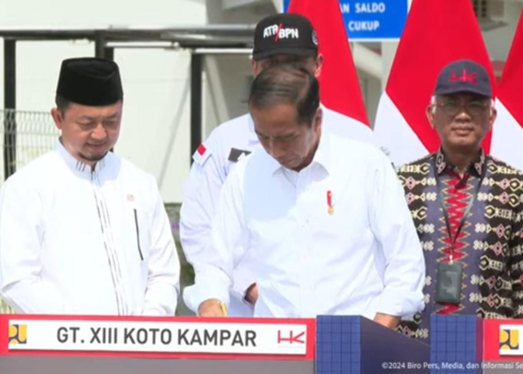Diresmikan Jokowi, Tol Bangkinang-XIII Koto Kampar Bantu Percepatan Pertumbuhan Ekonomi di Pulau Sumatera