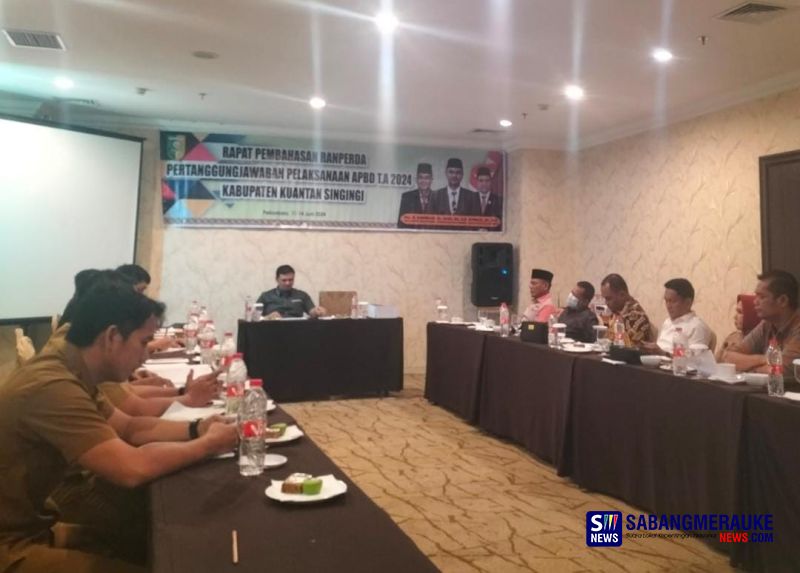 4 Hari Rapat DPRD-Pejabat Pemkab Kuansing di Hotel Mewah Kota Pekanbaru, Ternyata Tulisan Spanduknya Salah