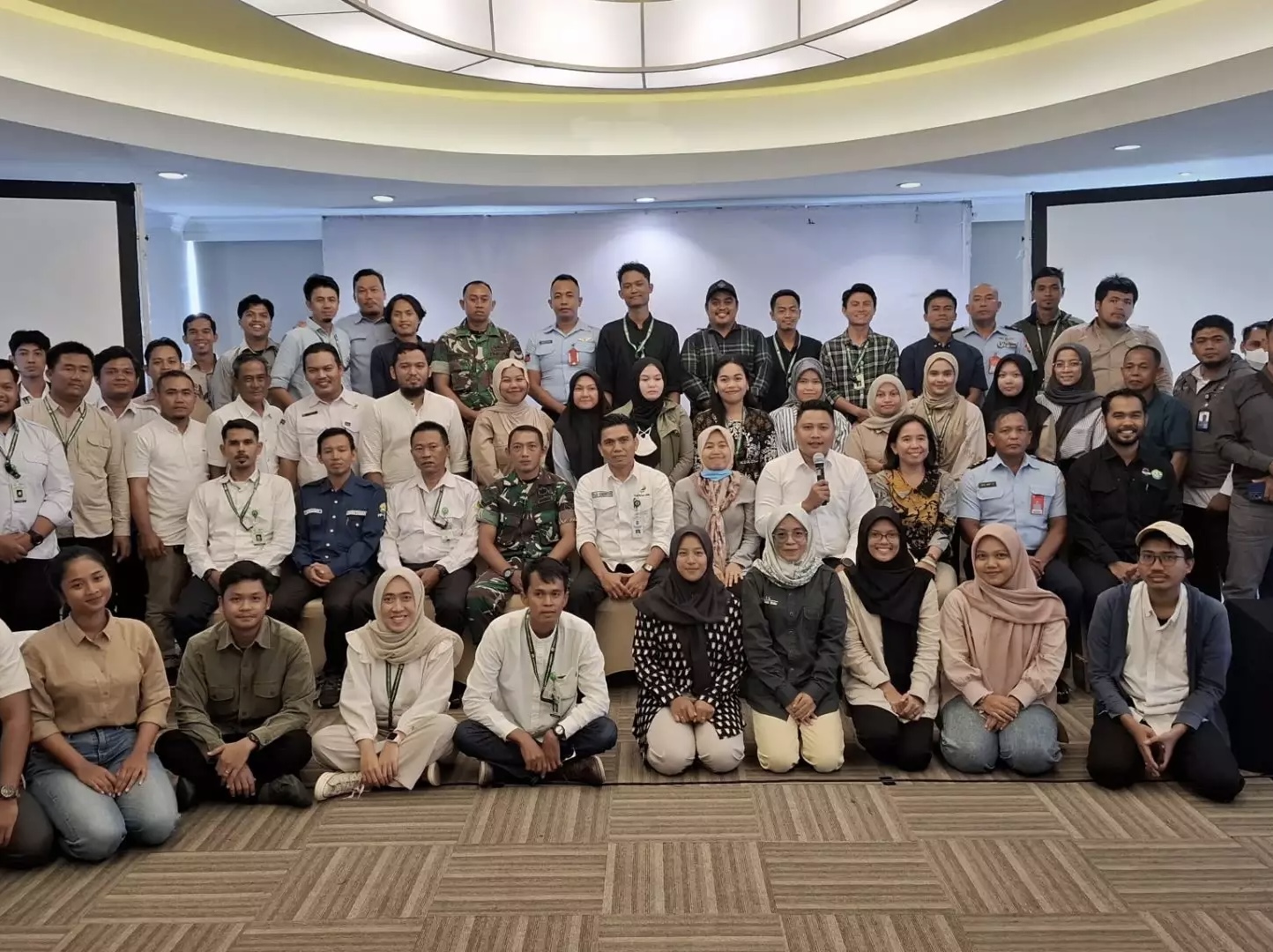 Tiga Personel Lanud Roesmin Nurjadin Dampingi Tim BRGM Identifikasi dan Inventarisasi Mangrove di Riau