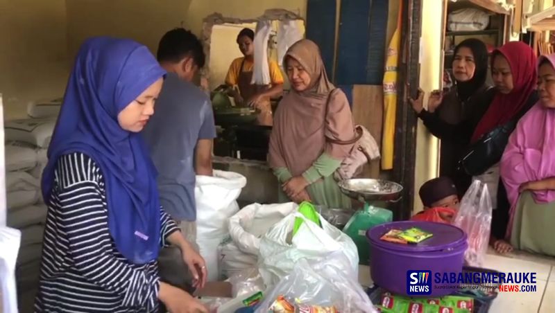 Usaha Penggilingan Daging di Pekanbaru Kebanjiran Pelanggan Paska Idul Adha