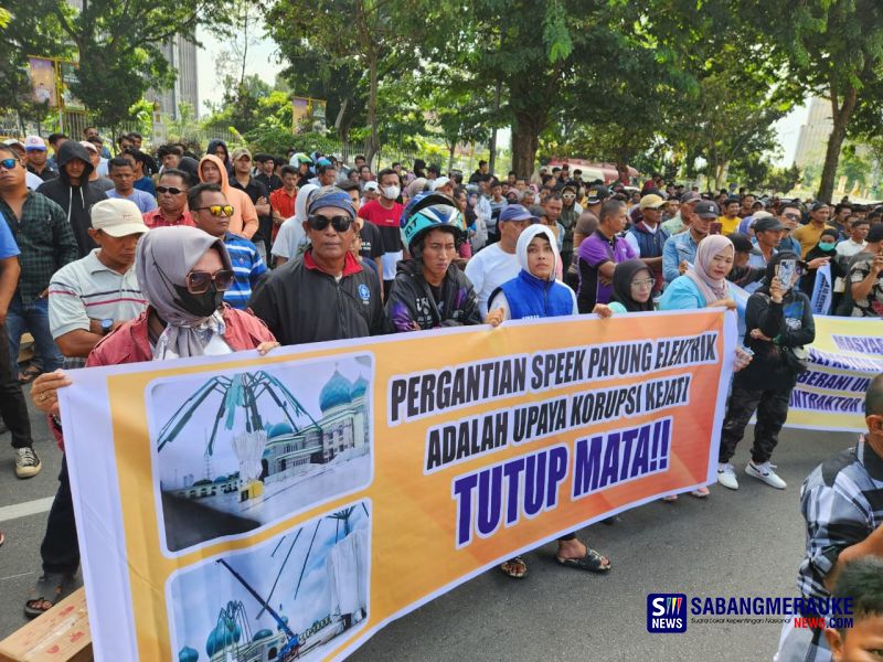 Massa GPMPPK Kembali Goyang Kejati Riau Desak Buka Kembali Penyelidikan Kasus Payung Elektrik Mewah Masjid An Nur, Sebut Nama Thomas Larfo
