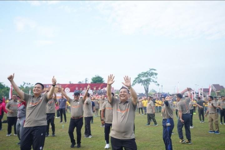 Peringati Hari Bhayangkara ke-78, Polda Riau Bersama TNI-Polri dan Forkopimda Gelar Olahraga Bersama 