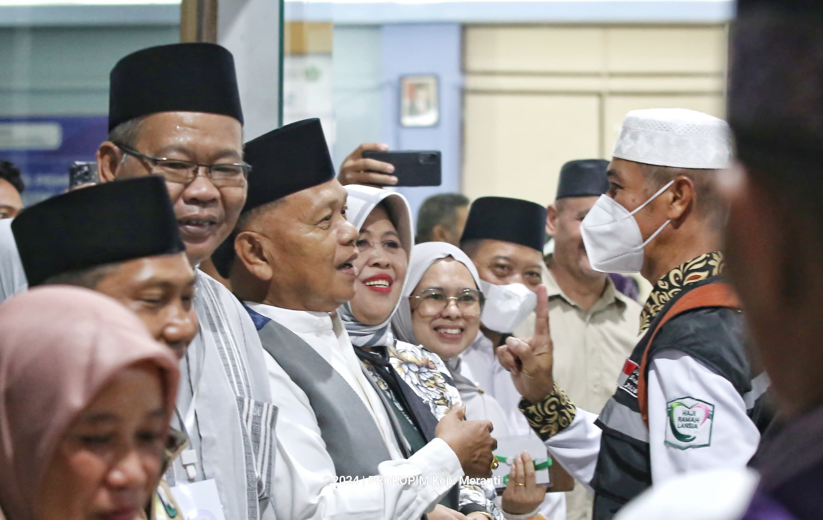 Sambut Kepulangan Jemaah Haji, Bupati Kepulauan Meranti Ceritakan Transformasi Kesehatan Jemaah