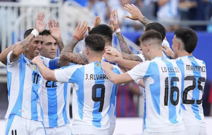 Gol Martinez Bawa Argentina Juarai Copa America, Messi Menangis karena Cidera