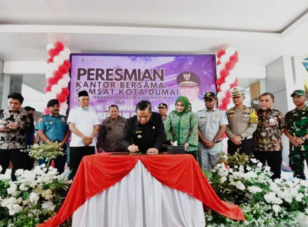 Direktur Dana dan Jasa BRK Syariah Hadiri Peresmian Gedung Samsat Kota Dumai