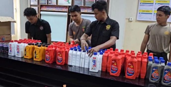 Polres Kuansing Tangkap 3 Orang Terkait Penjualan Oli-Sparepart Palsu