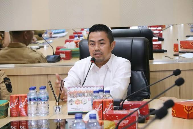 Pj Wako Risnandar Ancam Pecat Ketua RT-RW yang Jadi Tim Sukses Pilkada 2024