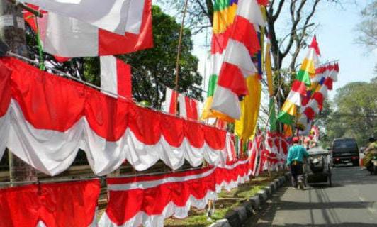 Jelang HUT RI ke-79, PLN Imbau Masyarakat Untuk Hati-hati Saat Memasang Atribut yang Dekat dengan Tiang Listrik