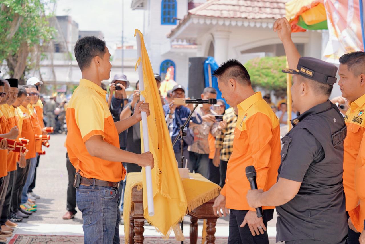 Afrizal Sintong Lantik Pengurus Kosgoro 1957 Tingkat Kecamatan dan Kepenghuluan se Rokan Hilir, Massa: Lanjutkan Dua Periode!