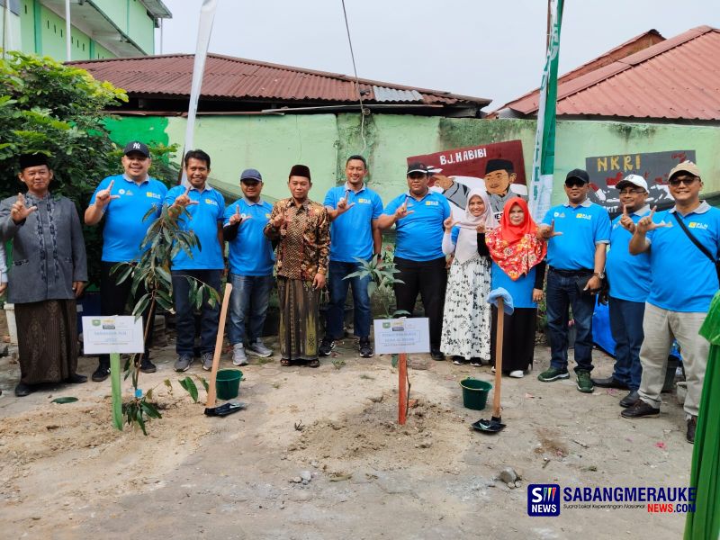 PLN UP2D Riau Usung Gerakan Peduli Lingkungan Lewat Penanaman Pohon dan Pengelolaan Sampah