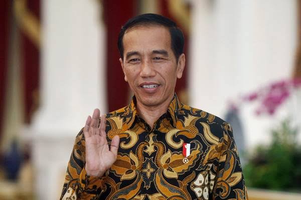 Banyak Kelas Menengah Ambruk Terancam Jatuh Miskin, Jokowi Beralasan karena Covid-19