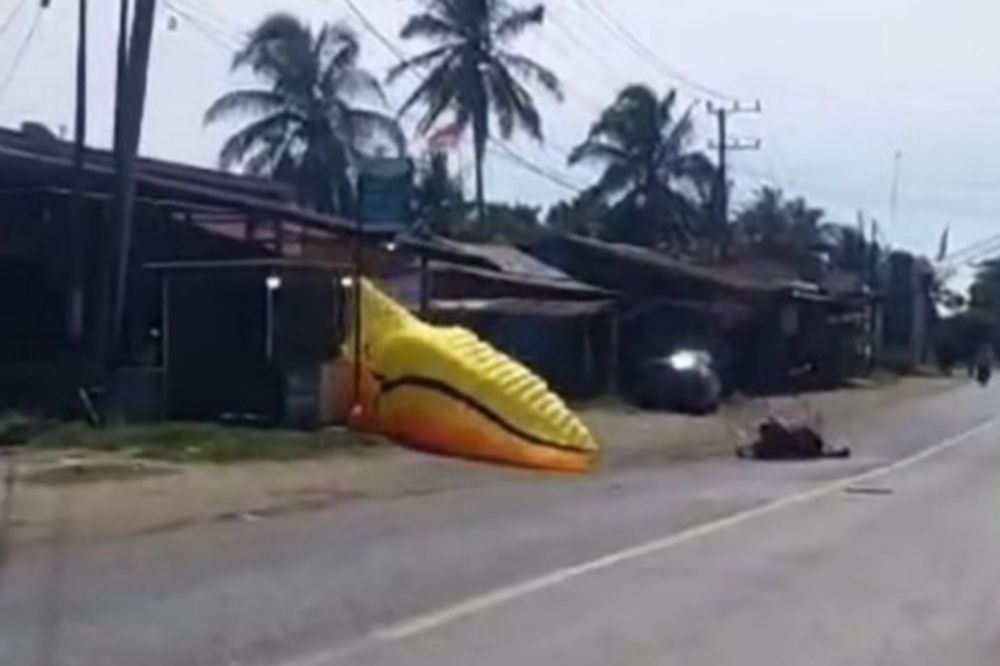 Atlet Paramotor Riau di PON Aceh-Sumut Alami Kecelakaan, Mendarat Darurat di Jalan Raya