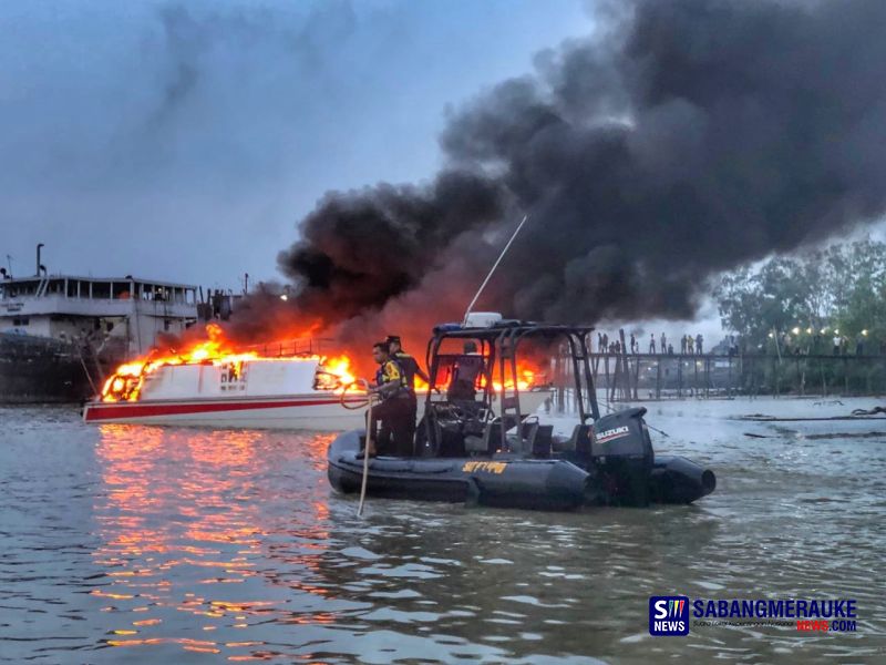 Kapal Cepat Porti Express Terbakar di Selatpanjang, ABK Alami Luka Bakar