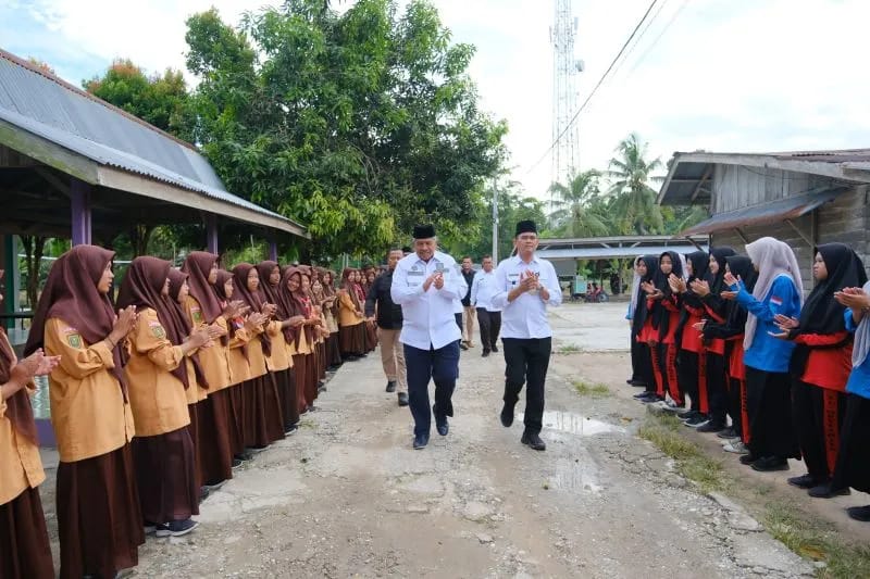 Kepala Daerah Petahana di Riau Makin Doyan Temui Massa, Pengamat: Berpotensi Penyalahgunaan Kekuasaan!